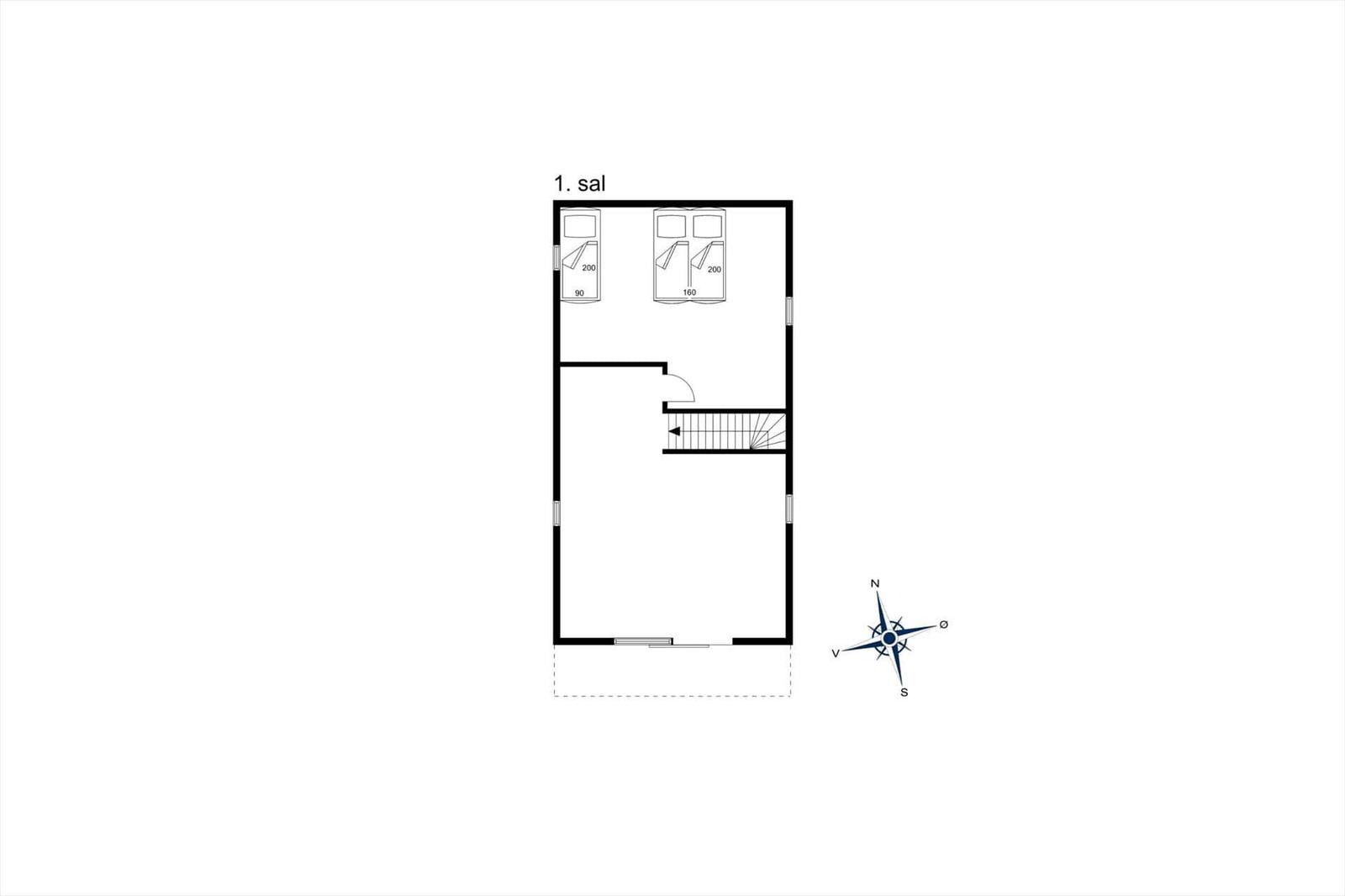 Erdgeschossplan mit Schlafzimmer, Treppe und Orientierung.
