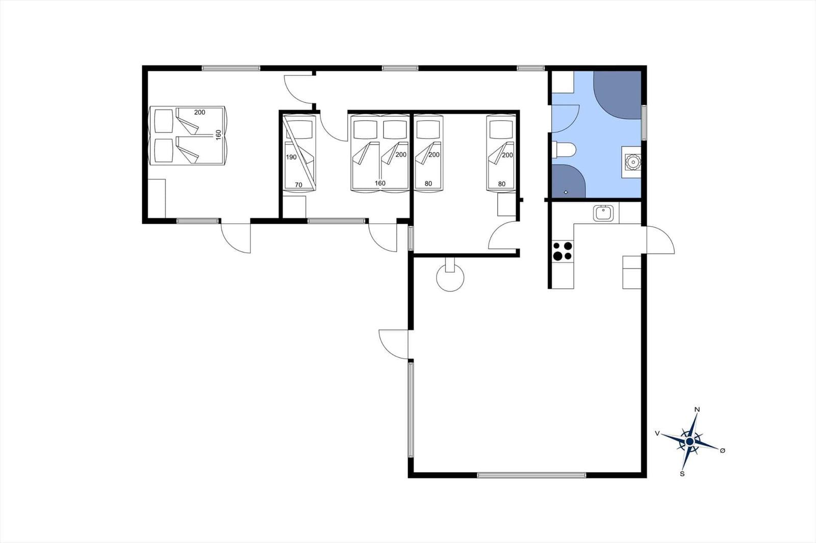 Gesamtplan einer Wohnung mit vier Schlafzimmern und einer Küche.