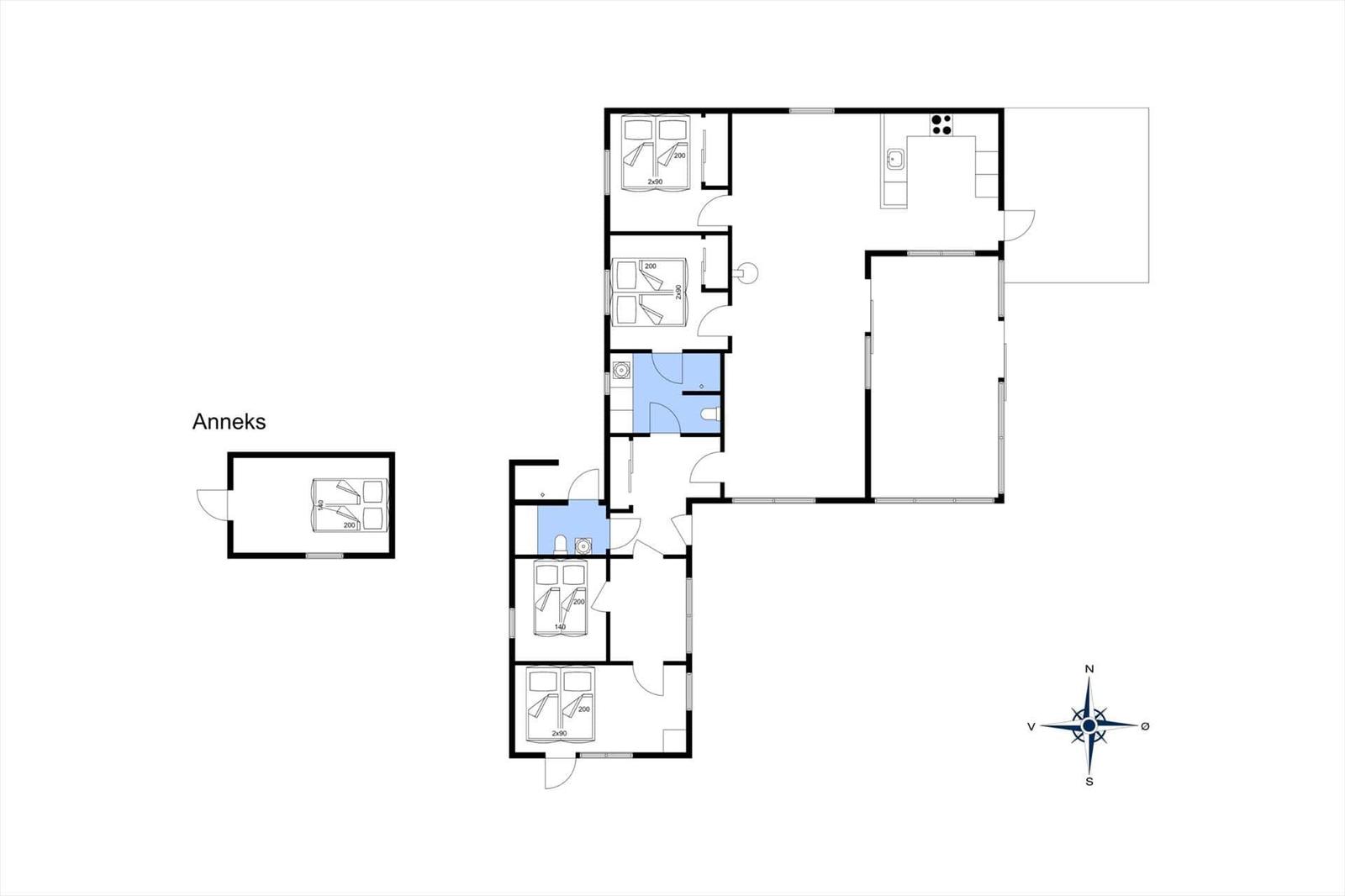 Grundriss einer Wohnung mit vier Schlafzimmern und Anhang. Küche und Bad sind eingezeichnet.