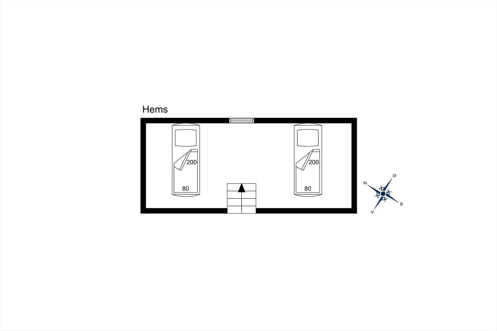 Hems: Grundriss mit zwei Schlafzimmern und zentraler Treppe.