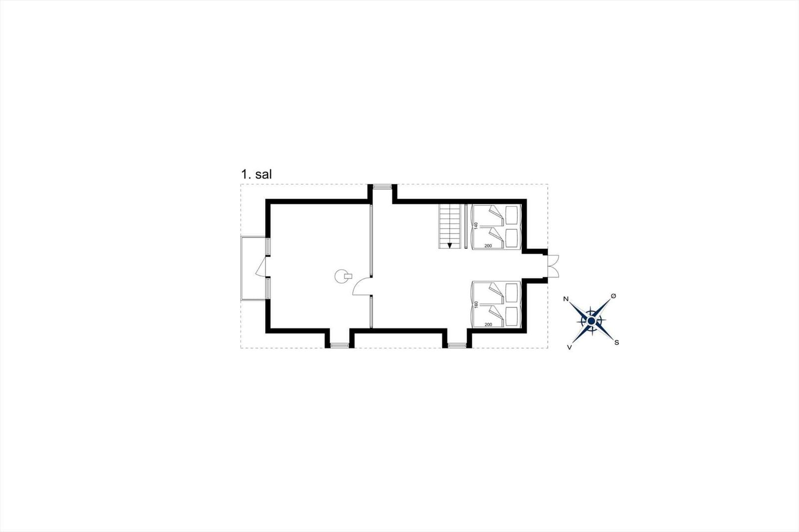 Erdgeschossplan mit zwei Schlafzimmern, Flur und Treppe zur oberen Etage.