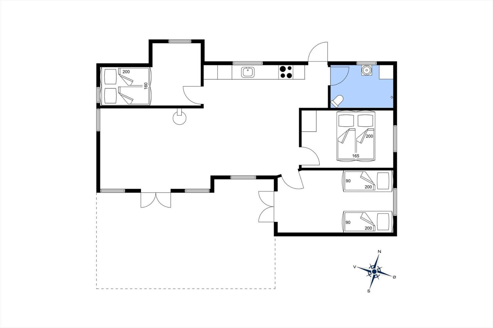 Apartment with three bedrooms, kitchen, and bathroom. Room layout with dimensions.