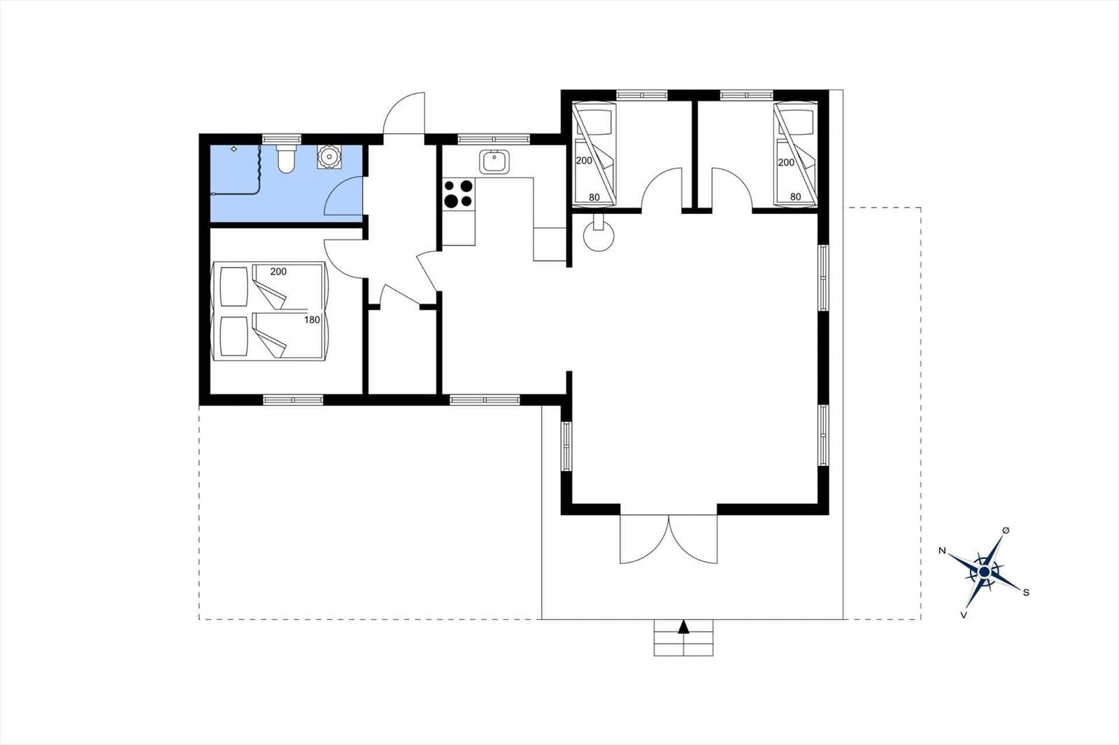 Floor plan of an apartment with kitchen, bathroom, bedroom, and two sleeping areas.