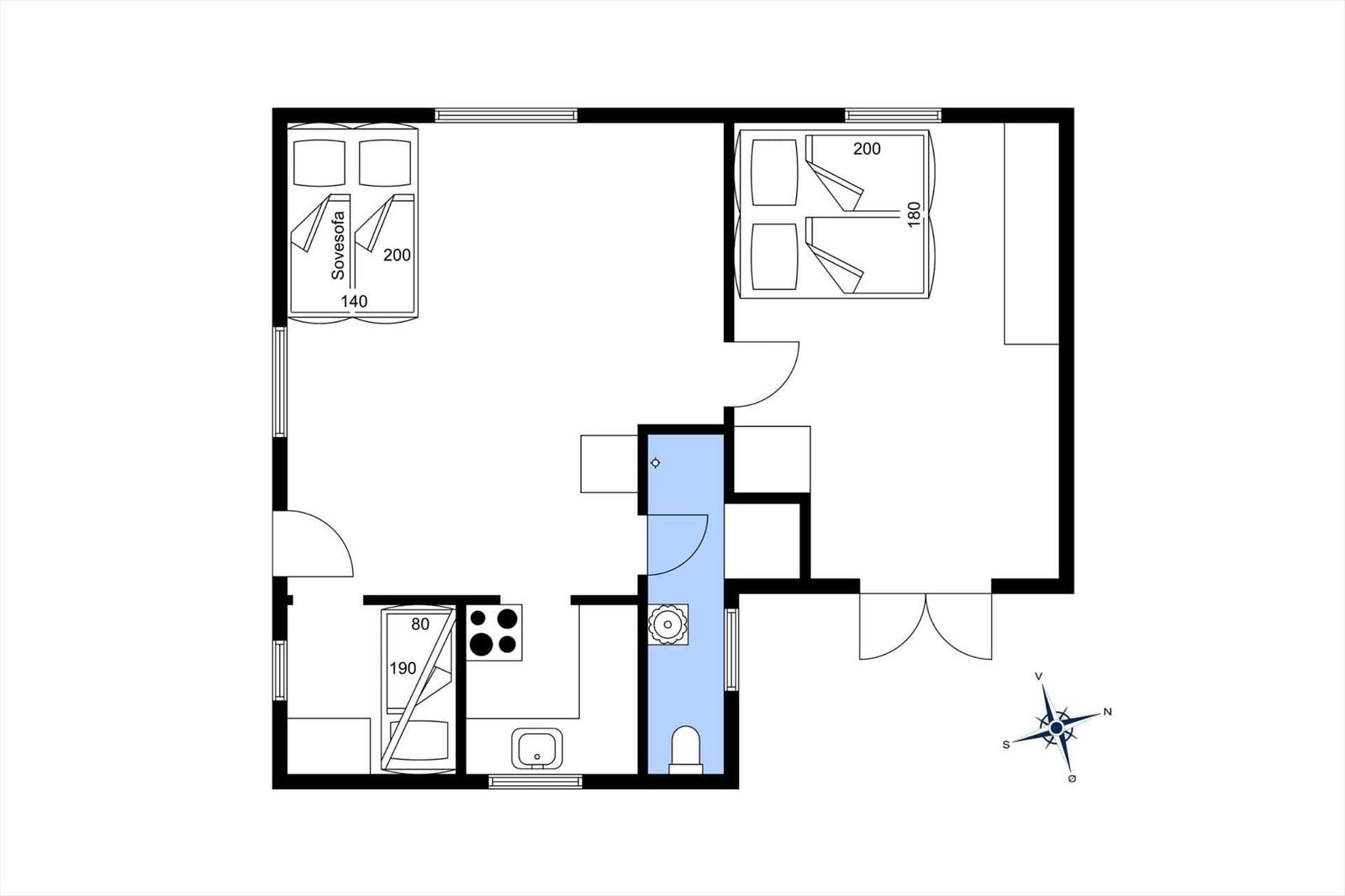 Two bedrooms, kitchen, and bathroom in the apartment. Hallway with toilet.