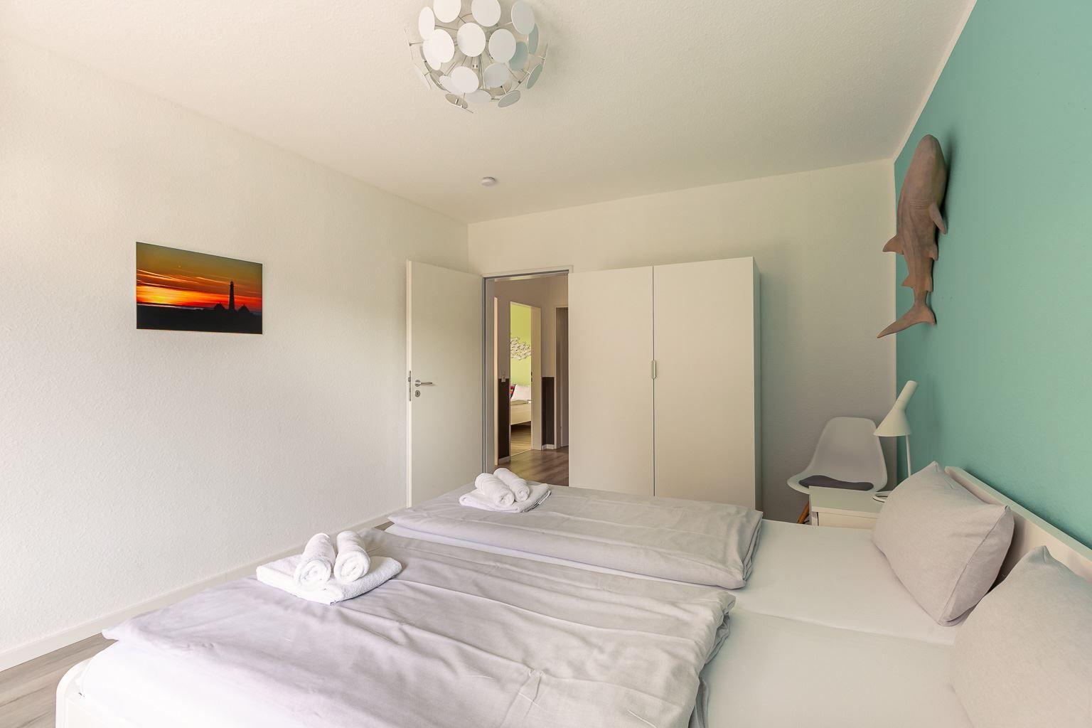 2. Schlafzimmer...