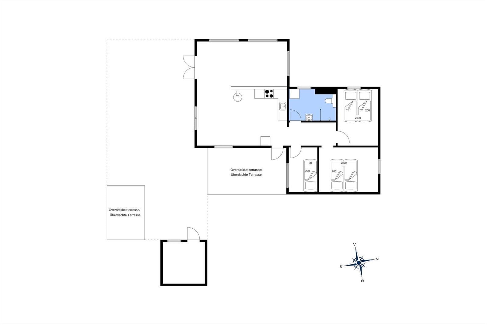 Apartment with three bedrooms, kitchen, and covered terrace.
