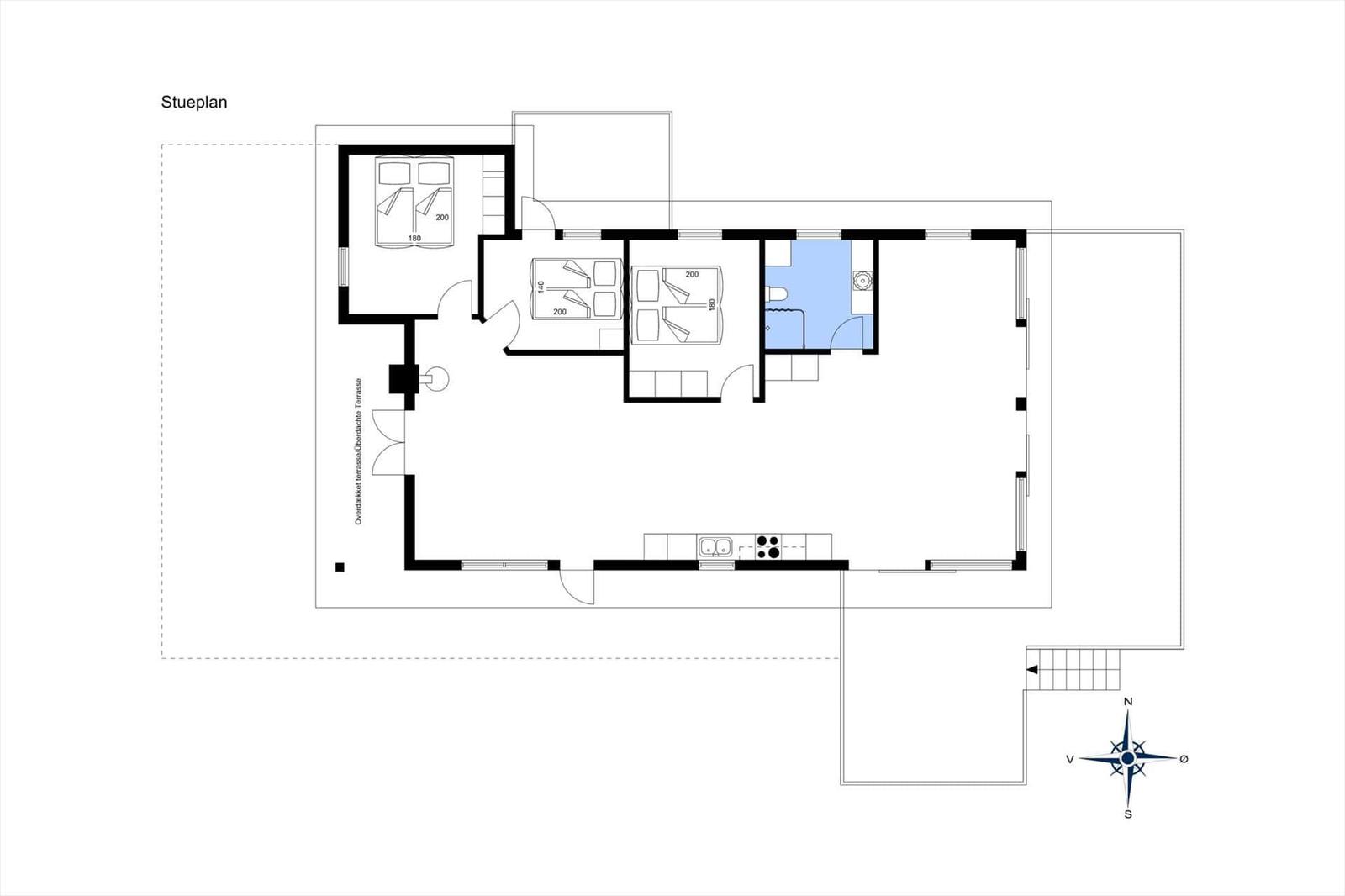 Floor plan shows living area with bedrooms, kitchen, and covered terrace.
