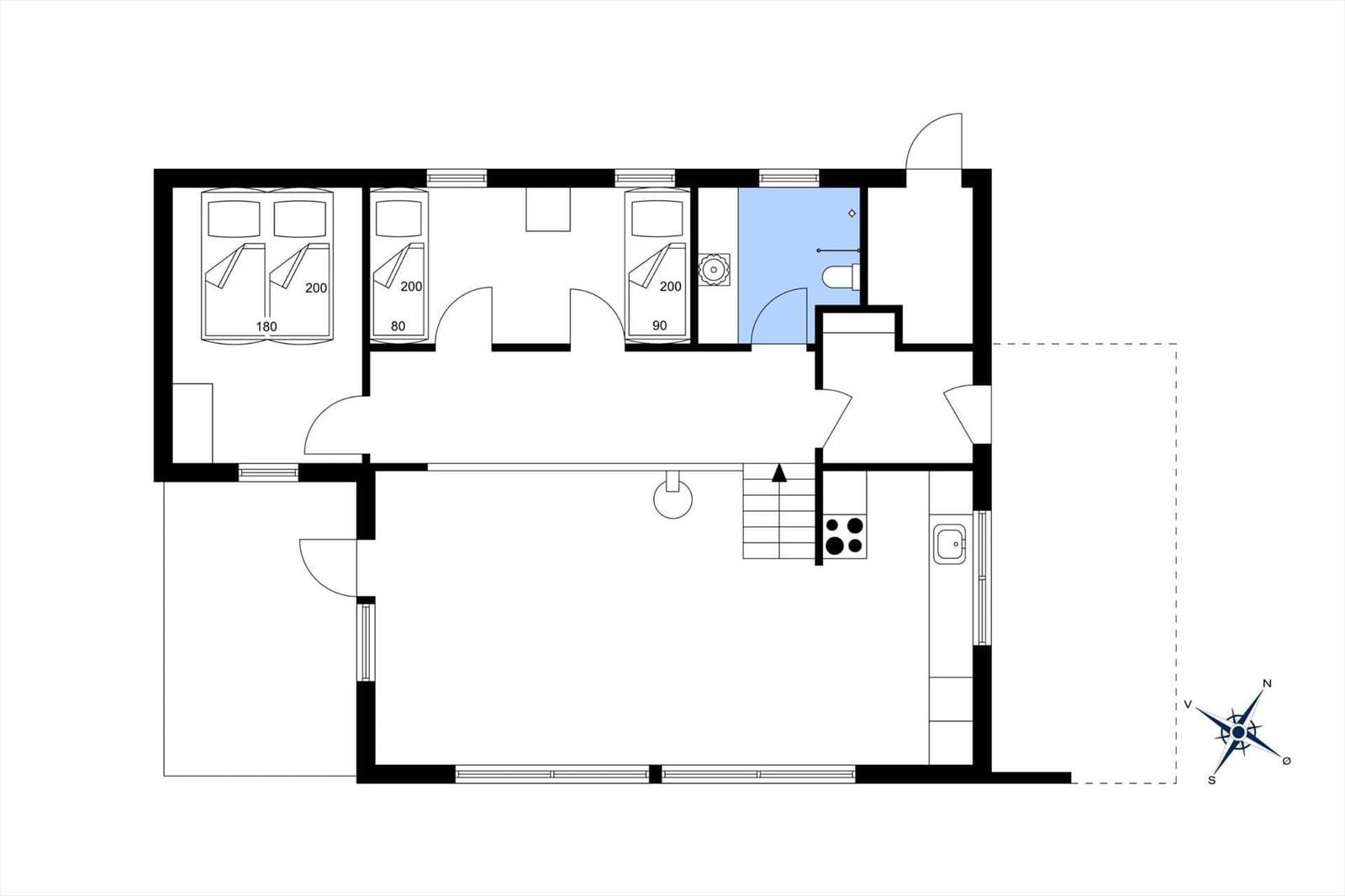 Apartment with three bedrooms, kitchen, and bathroom. Staircase and compass in the plan.