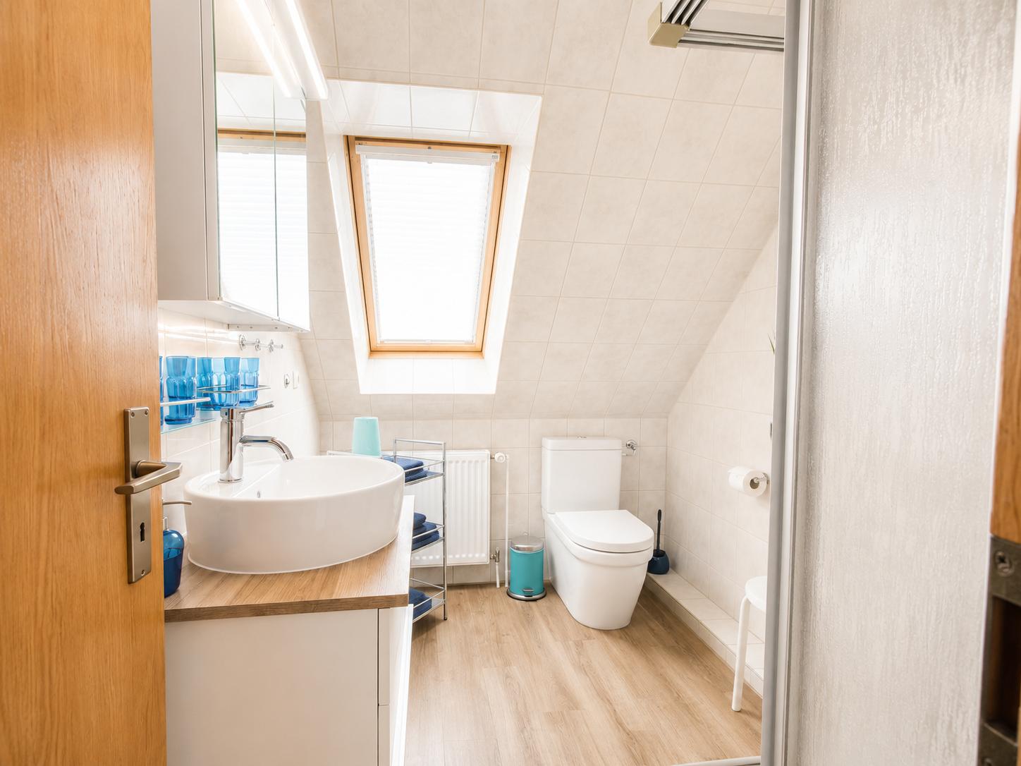 Badezimmer oben...