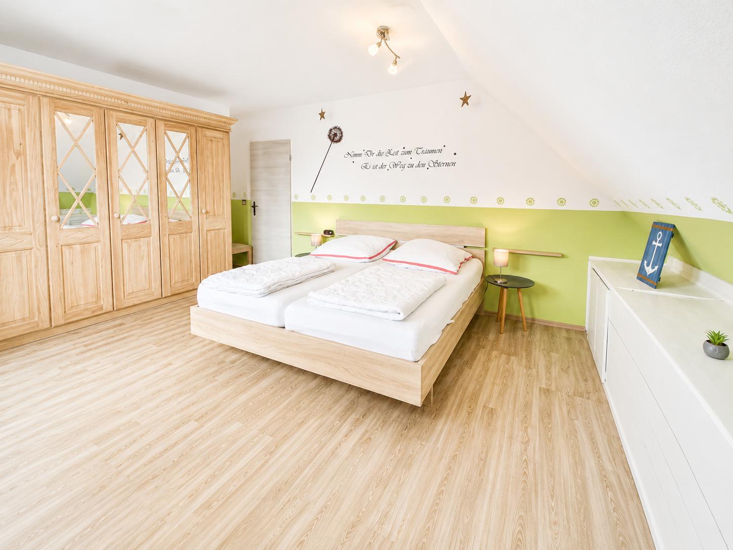 Elternschlafzimmer anderer Winkel...
