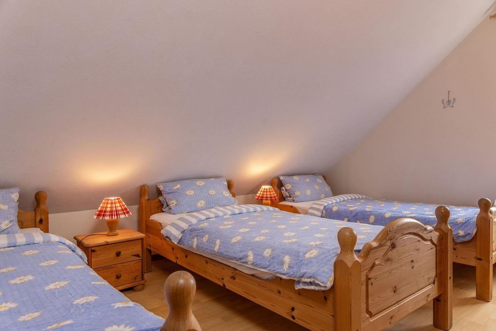 zweites Schlafzimmer für 3 Personen...