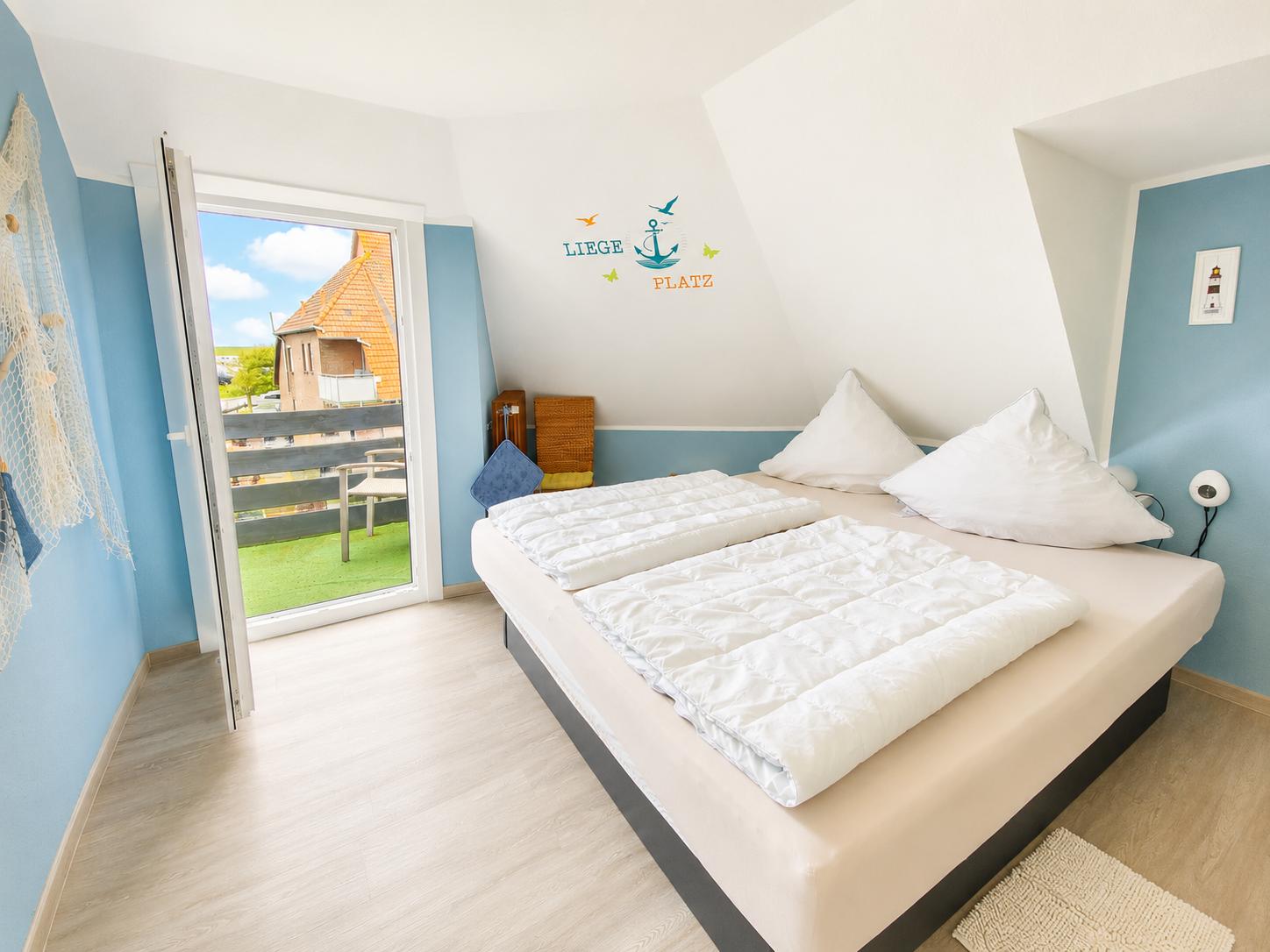 Elternschlafzimmer mit eigenem Balkon...