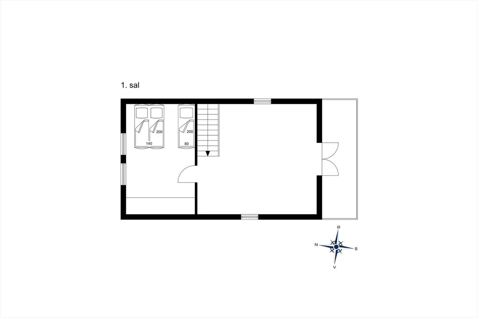 Erdgeschossplan mit Schlafzimmer, Treppenhaus und Raumangaben.