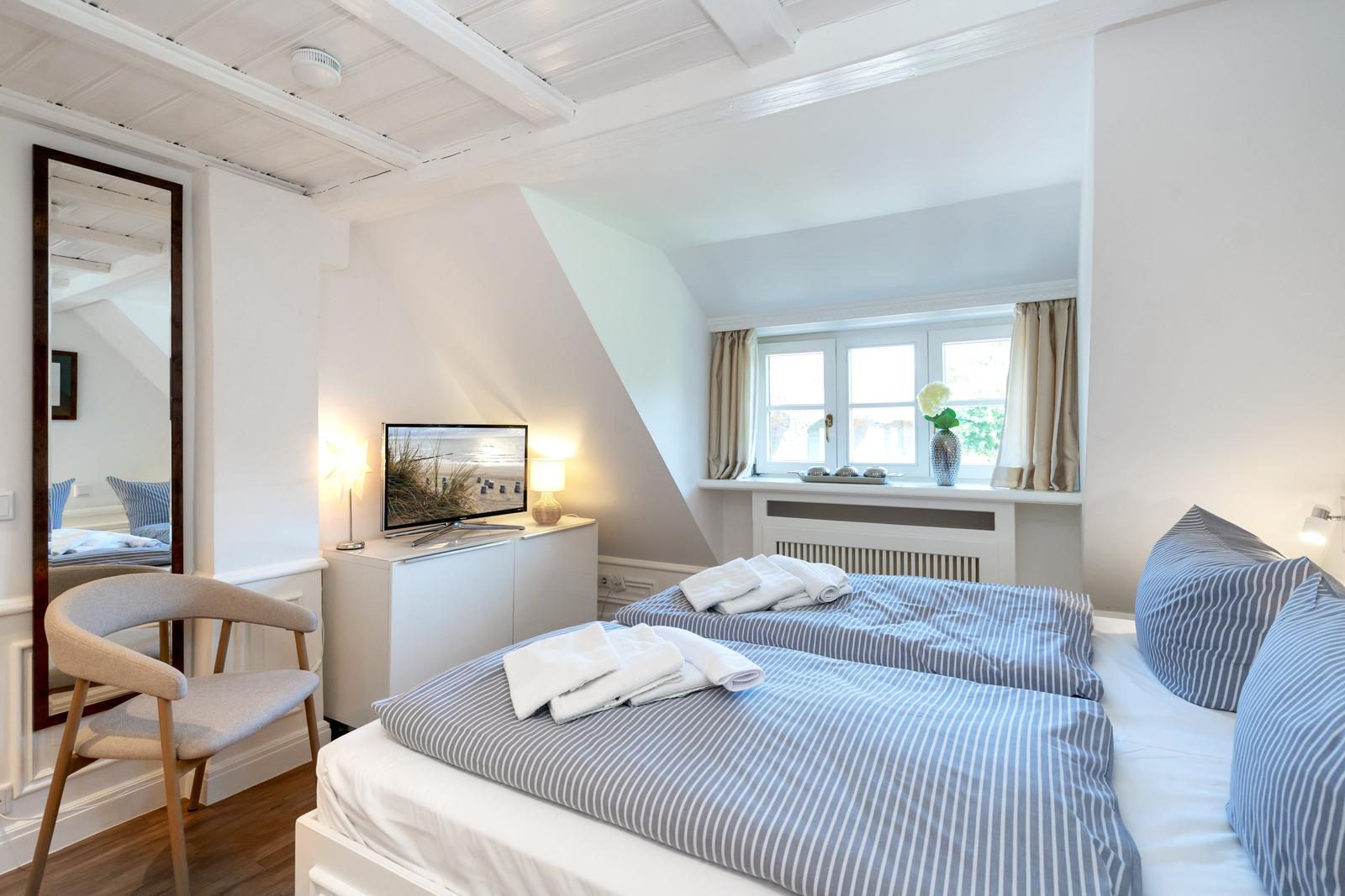 Doppelschlafzimmer (180x200 cm)