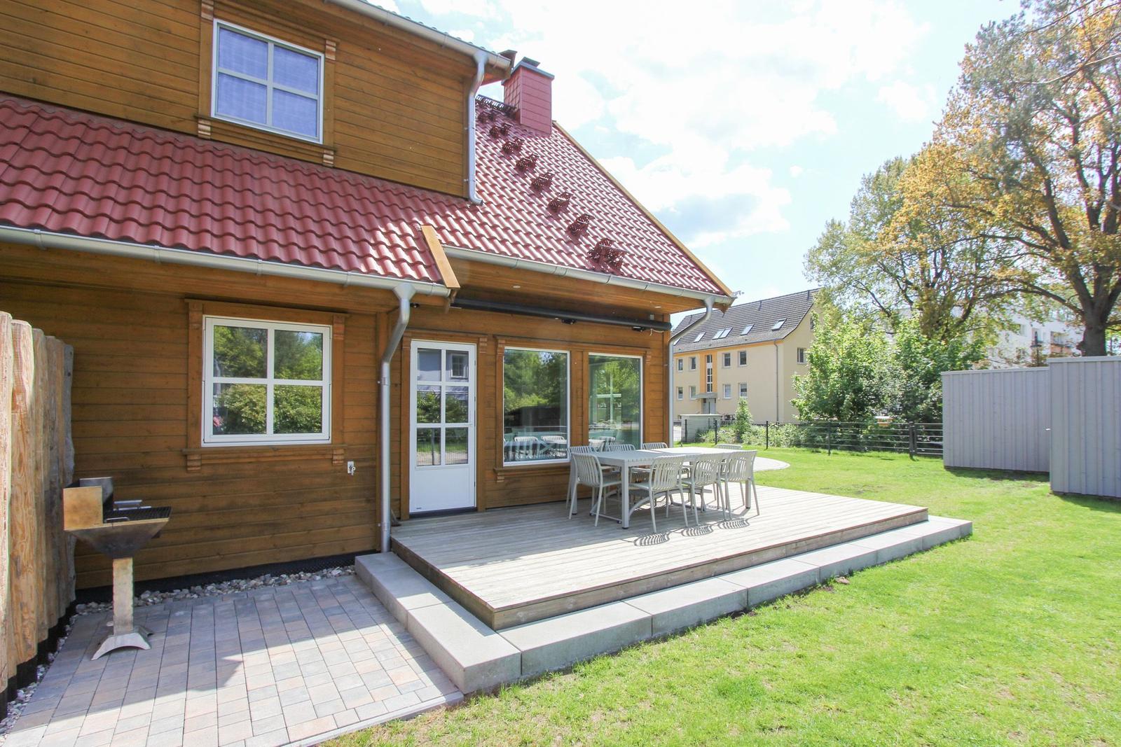 Terrasse mit Süd-West-Ausrichtung