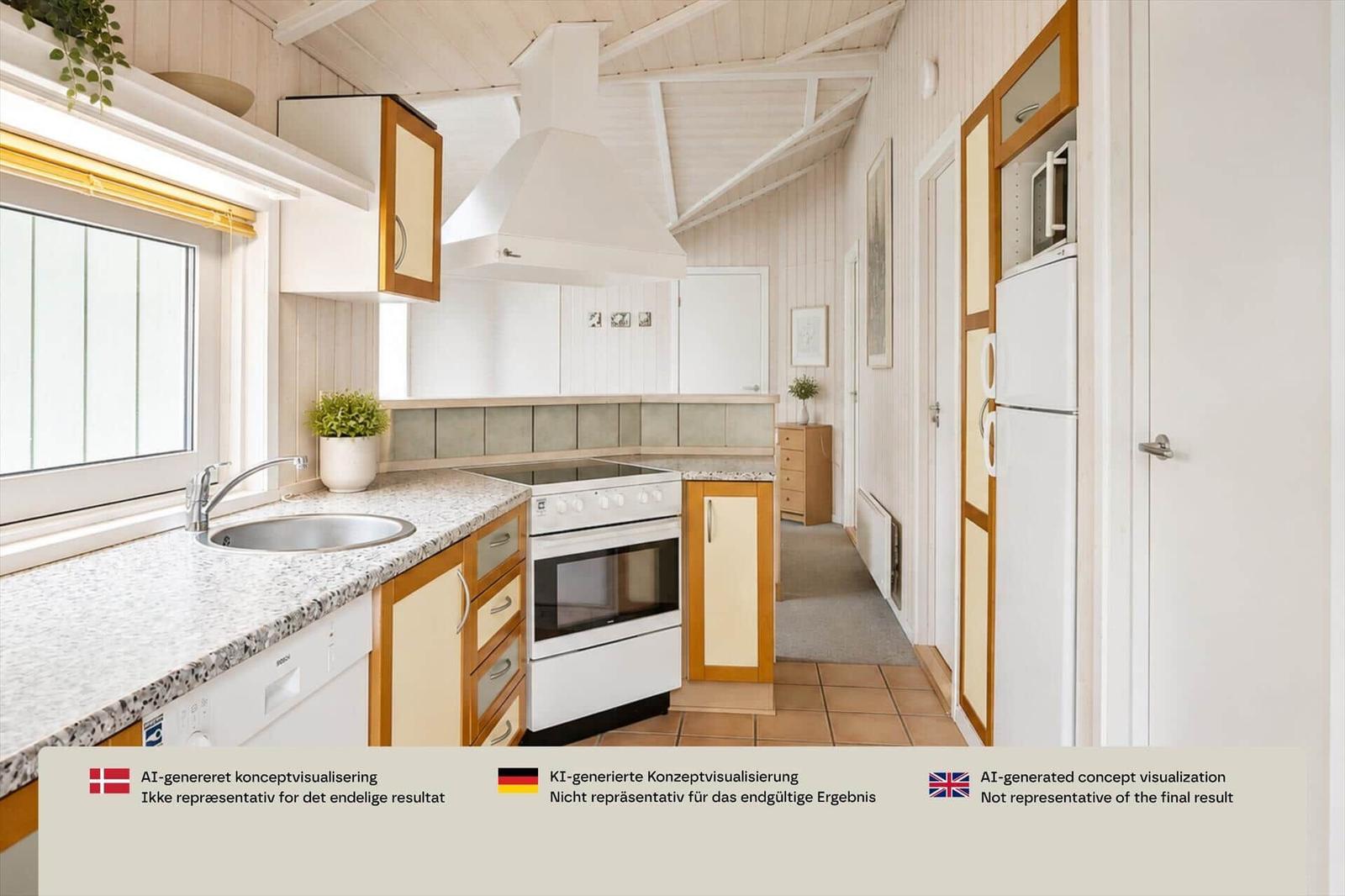 Küche mit Arbeitsplatte, Herd und Kühlschrank. Holz- und weiße Schränke. Fenster mit Jalousie.