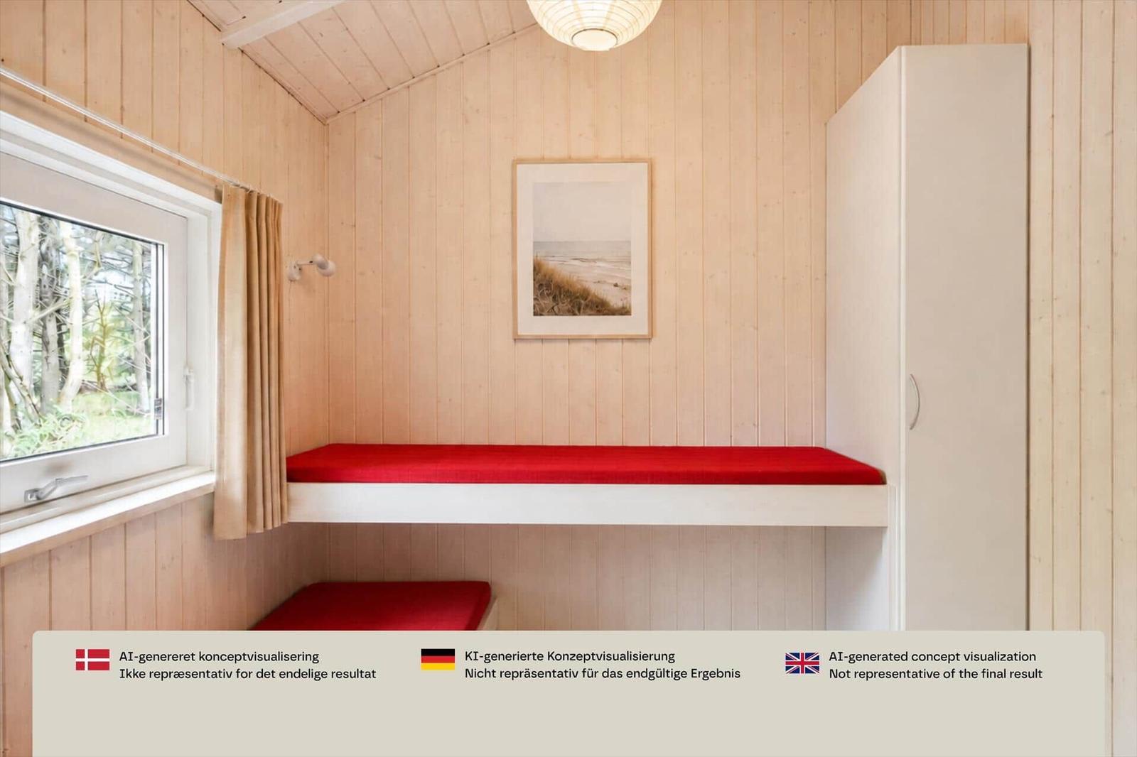 Schlafzimmer mit rotem Bett, Holzwand und Fenster mit Blick auf Wald.