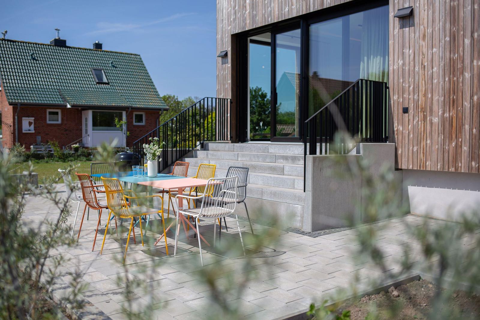 Terrasse, Zugang über Schiebetür vom Essbereich
