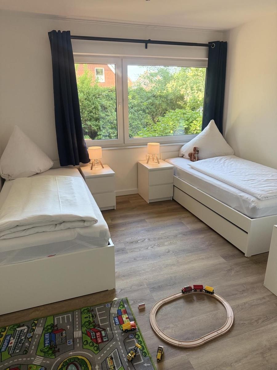 Schlafzimmer 2