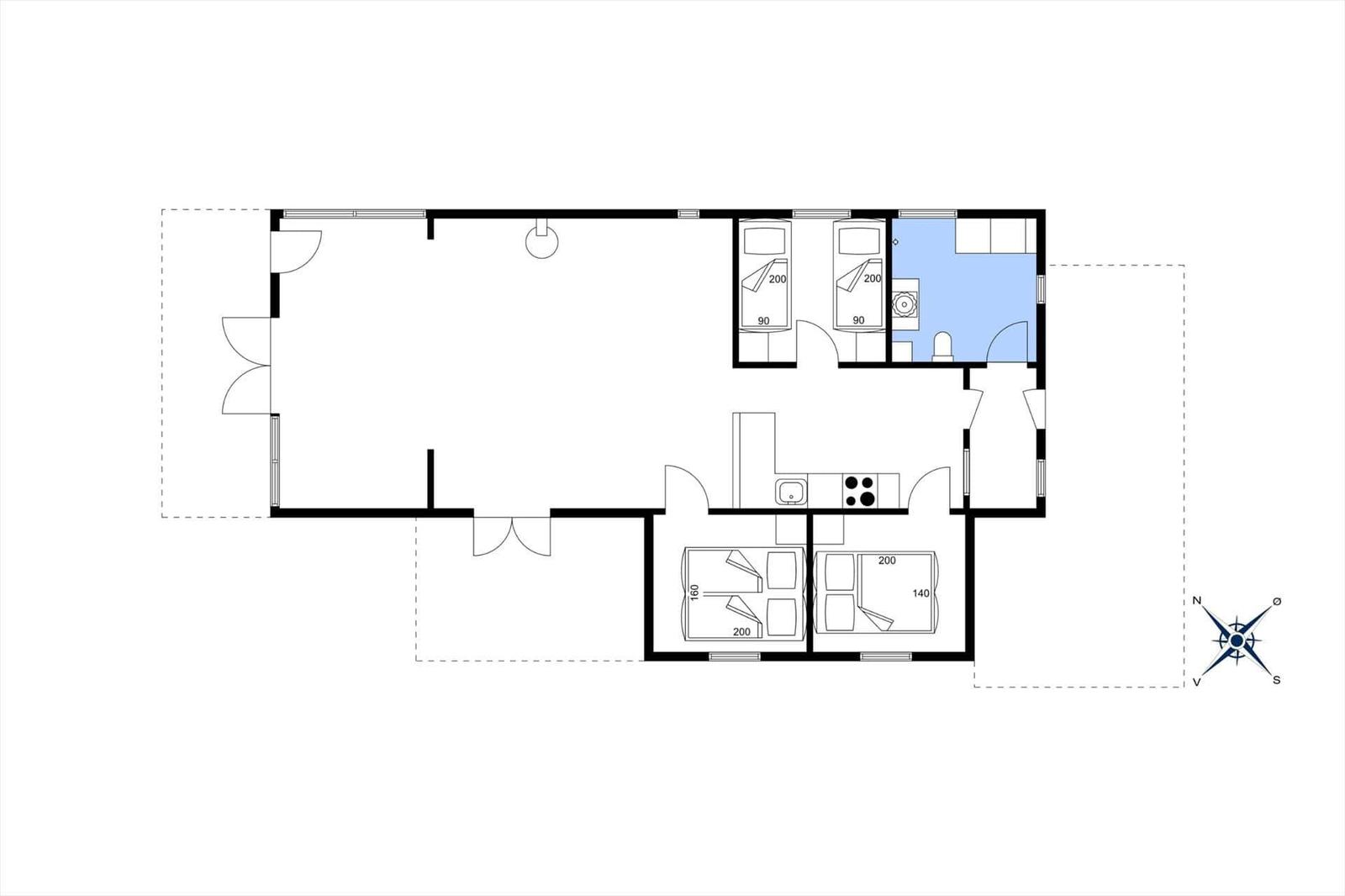 Wohnung mit Küche, Schlafzimmer und Bad. Flur und Wohnbereich sind groß.