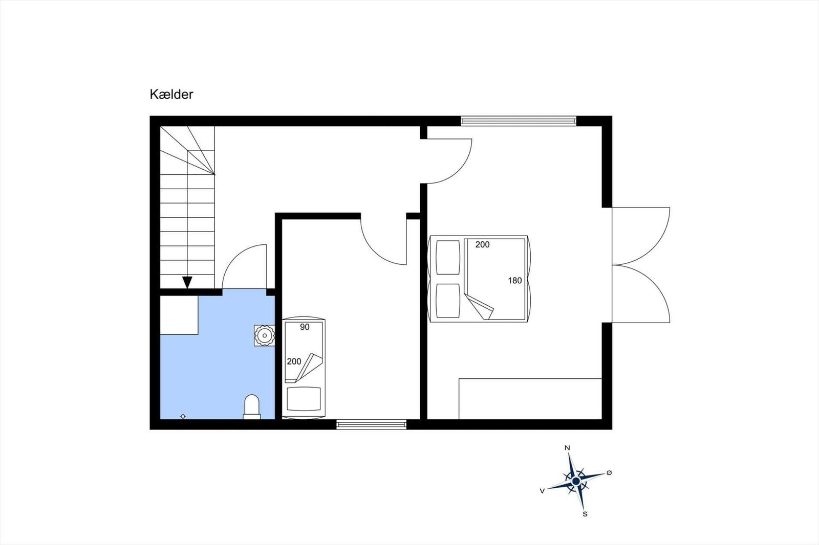 Kellerbereich mit Treppenhaus, Bad und Schlafzimmer