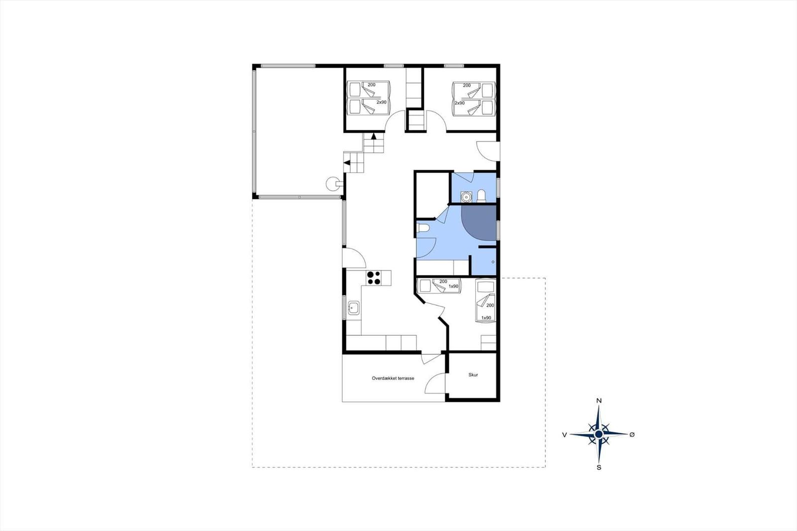 Dieses Grundrissbild zeigt eine Wohnung mit drei Schlafzimmern, einer Küche und einer überdachten Terrasse.