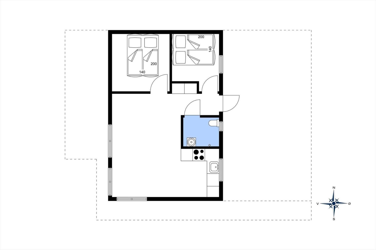 Two-room apartment with kitchen and bathroom. Hall leads to bedrooms and bathroom.