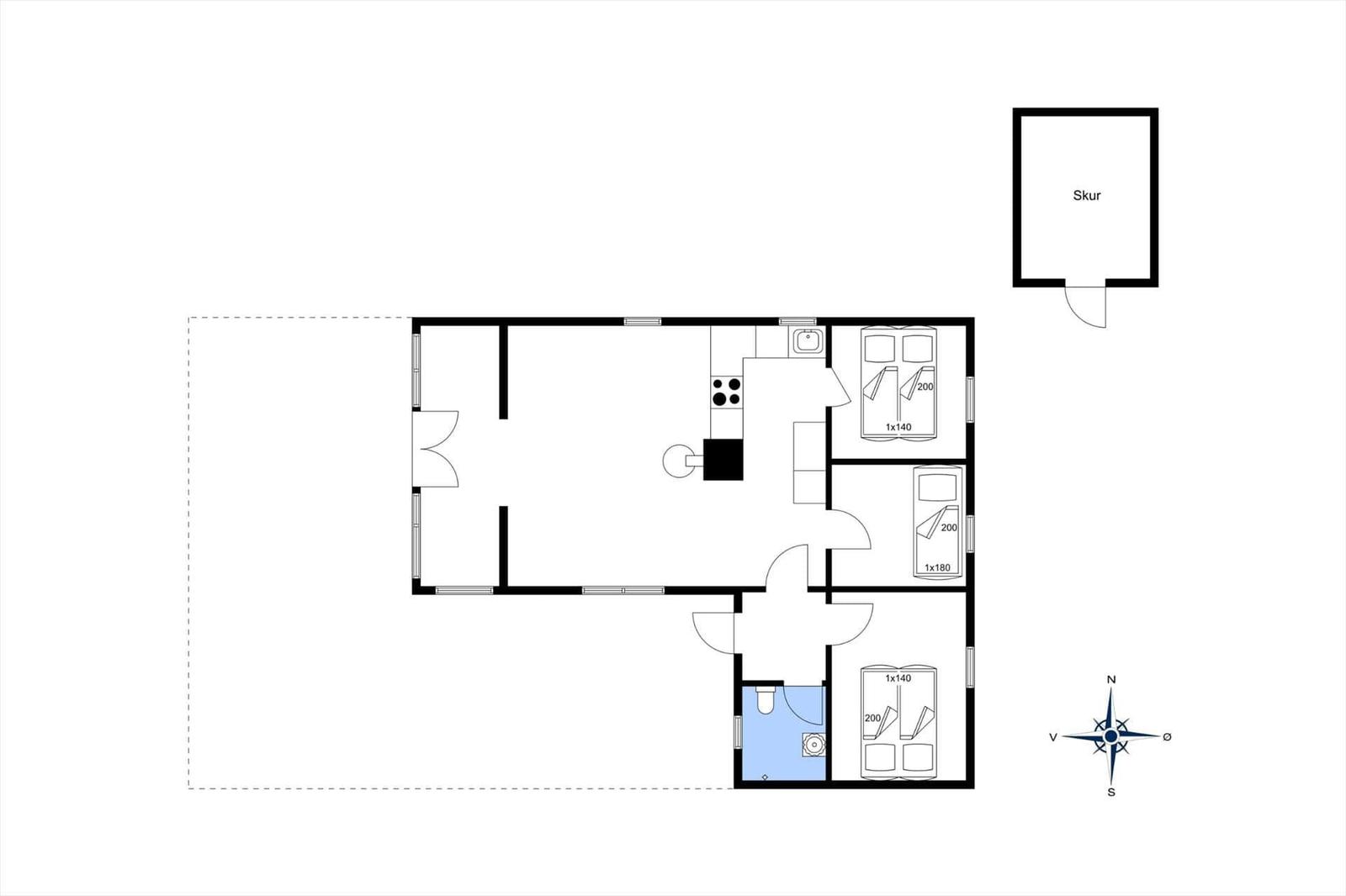 Wohnung mit drei Schlafzimmern, Küche und Bad. Außenbereich mit Skur.