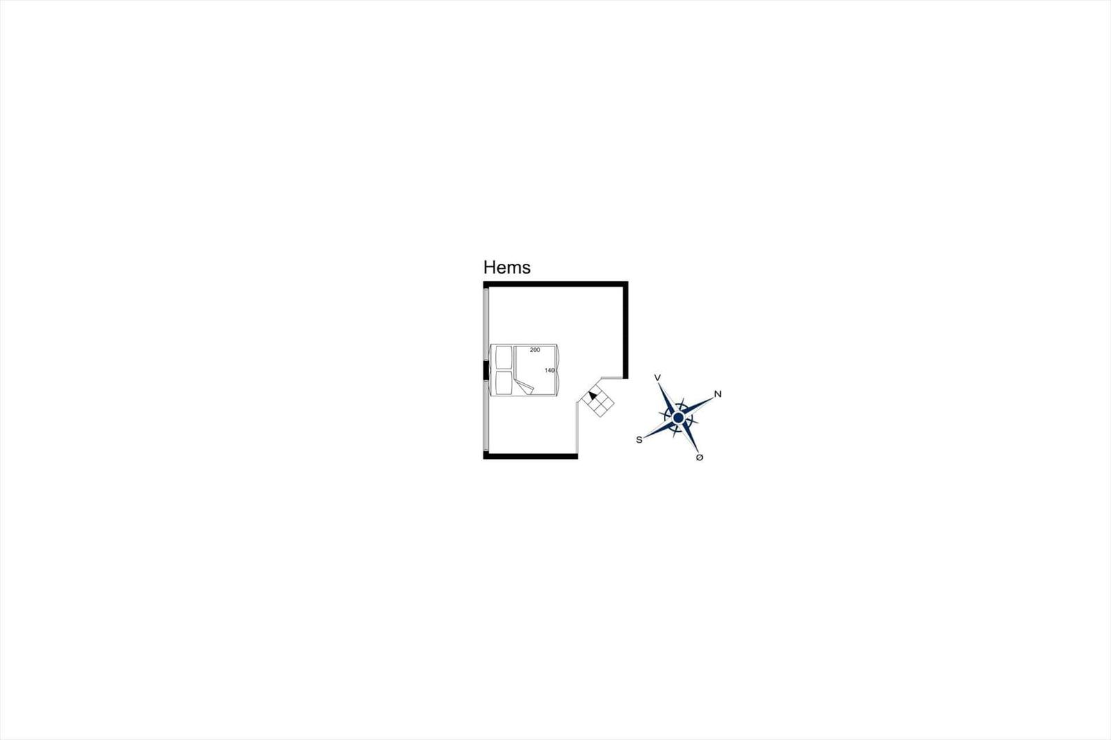Floor plan of Hems with room labels and compass