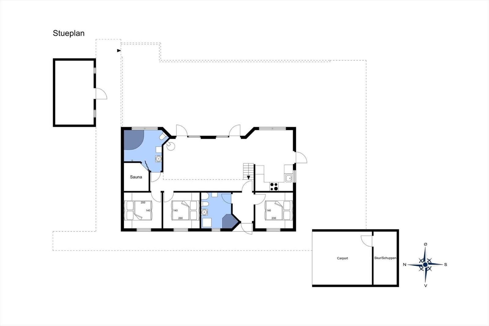 Floor plan showing sauna, bedrooms, and carport. Room layout and orientation indicated.