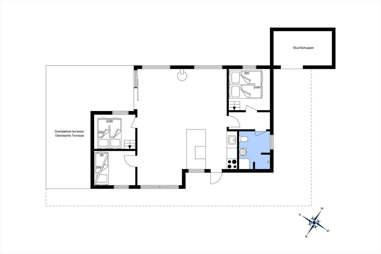 Functional floor plan with bedrooms, kitchen, and covered terrace.