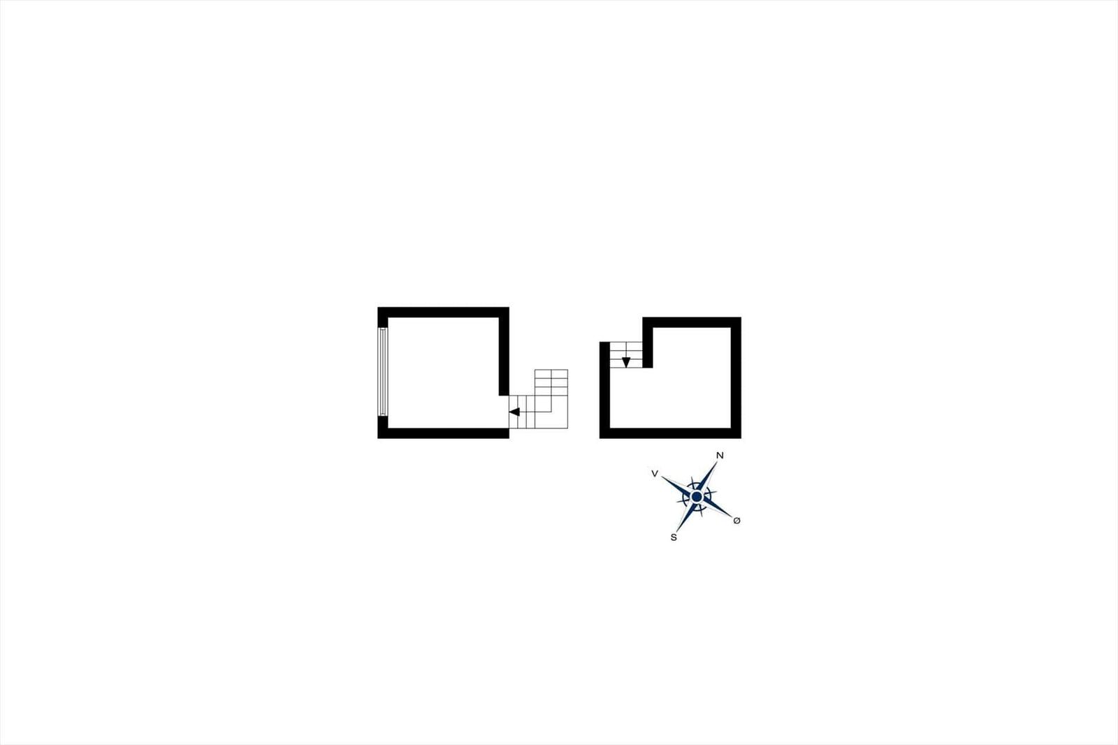 Plan shows two rooms with stairs and compass