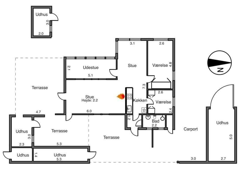 Funktionaler Grundriss mit Küche, Schlafzimmer, Bad und Terrassenbereichen.