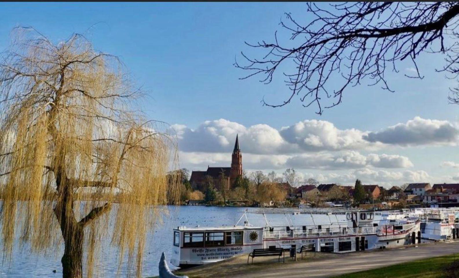 Am Hafen