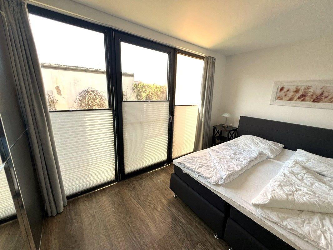 1. Schlafzimmer mit Doppelbett