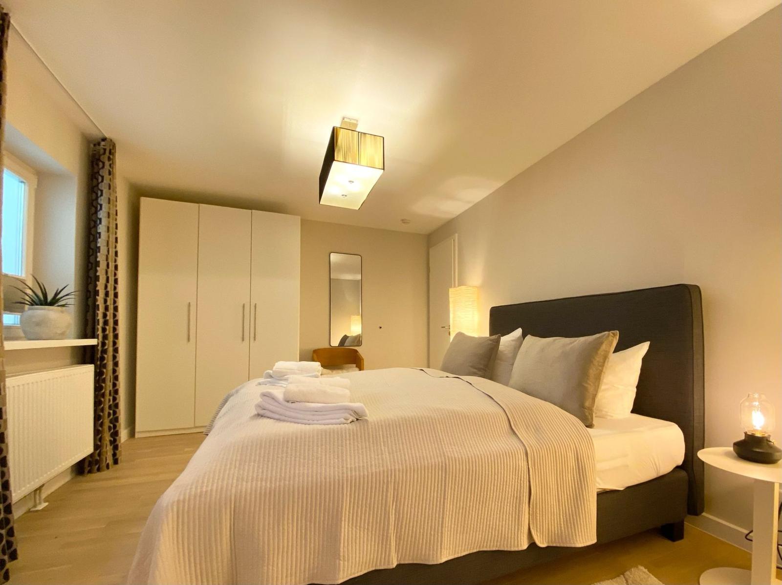 Schlafzimmer 2 UG 180m x 200m