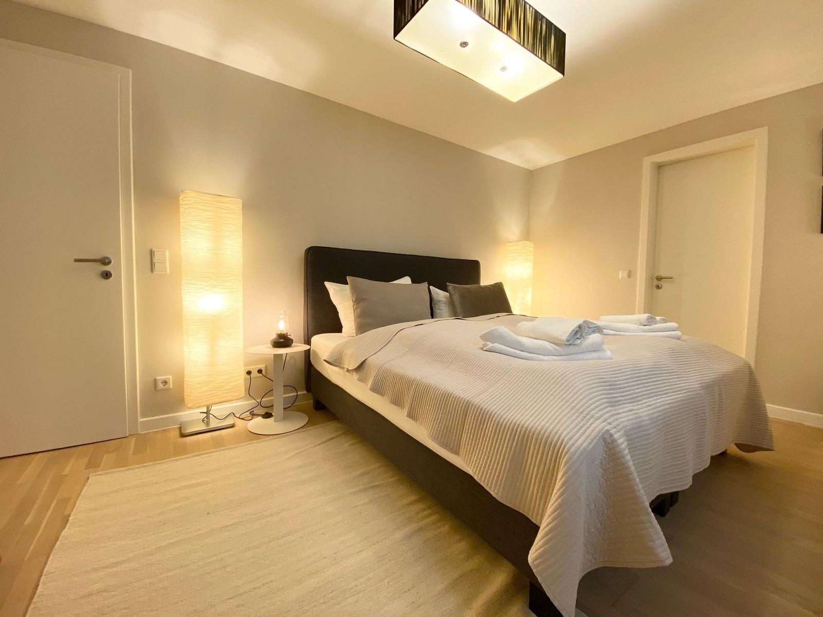 Schlafzimmer 2 UG 180m x 200m