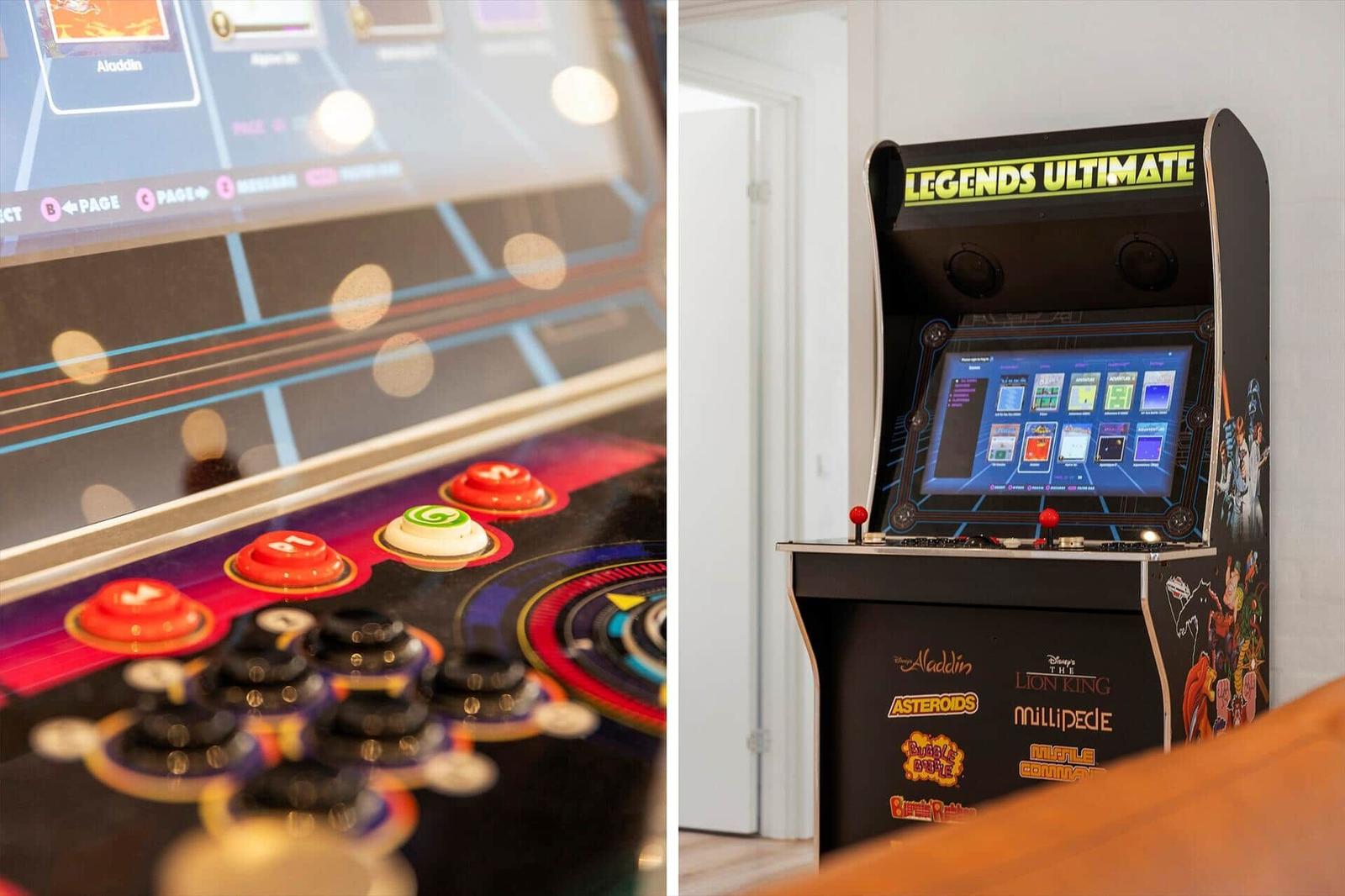Arcade-Maschine mit Spielmenü und Bedienfeld. Spiele wie Aladdin und Asteroids.