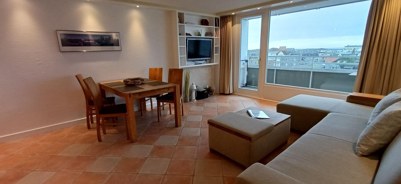 Wohn- und Schlafzimmer
