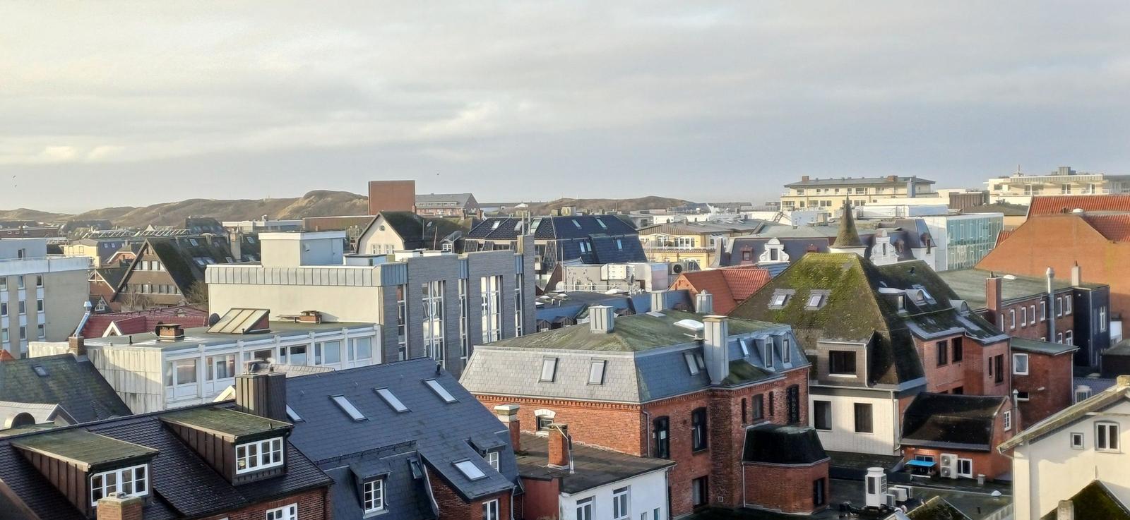 Ausblick vom Balkon zur Westseite über die Stadt Westerland