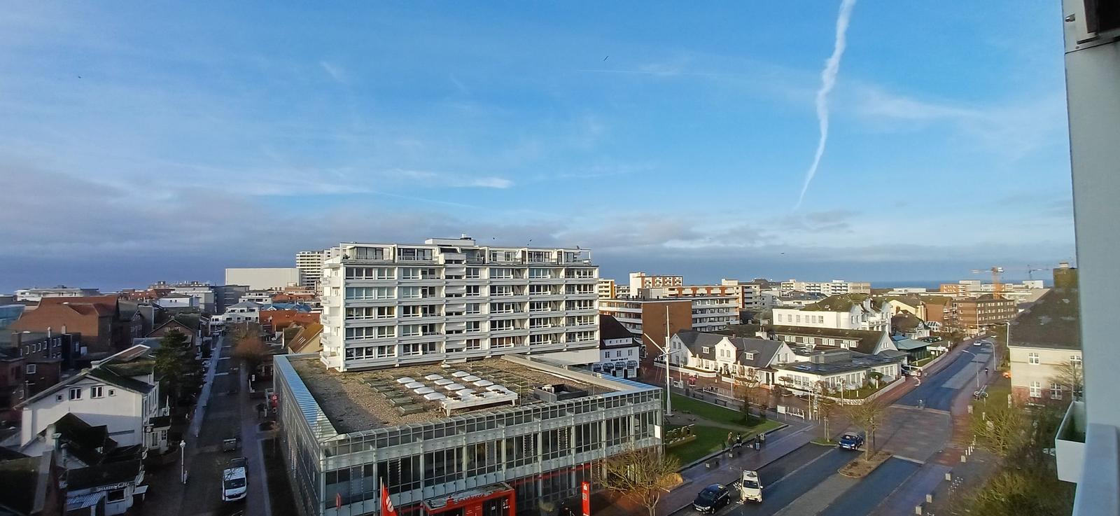 Ausblick vom Balkon zur Westseite über die Stadt Westerland