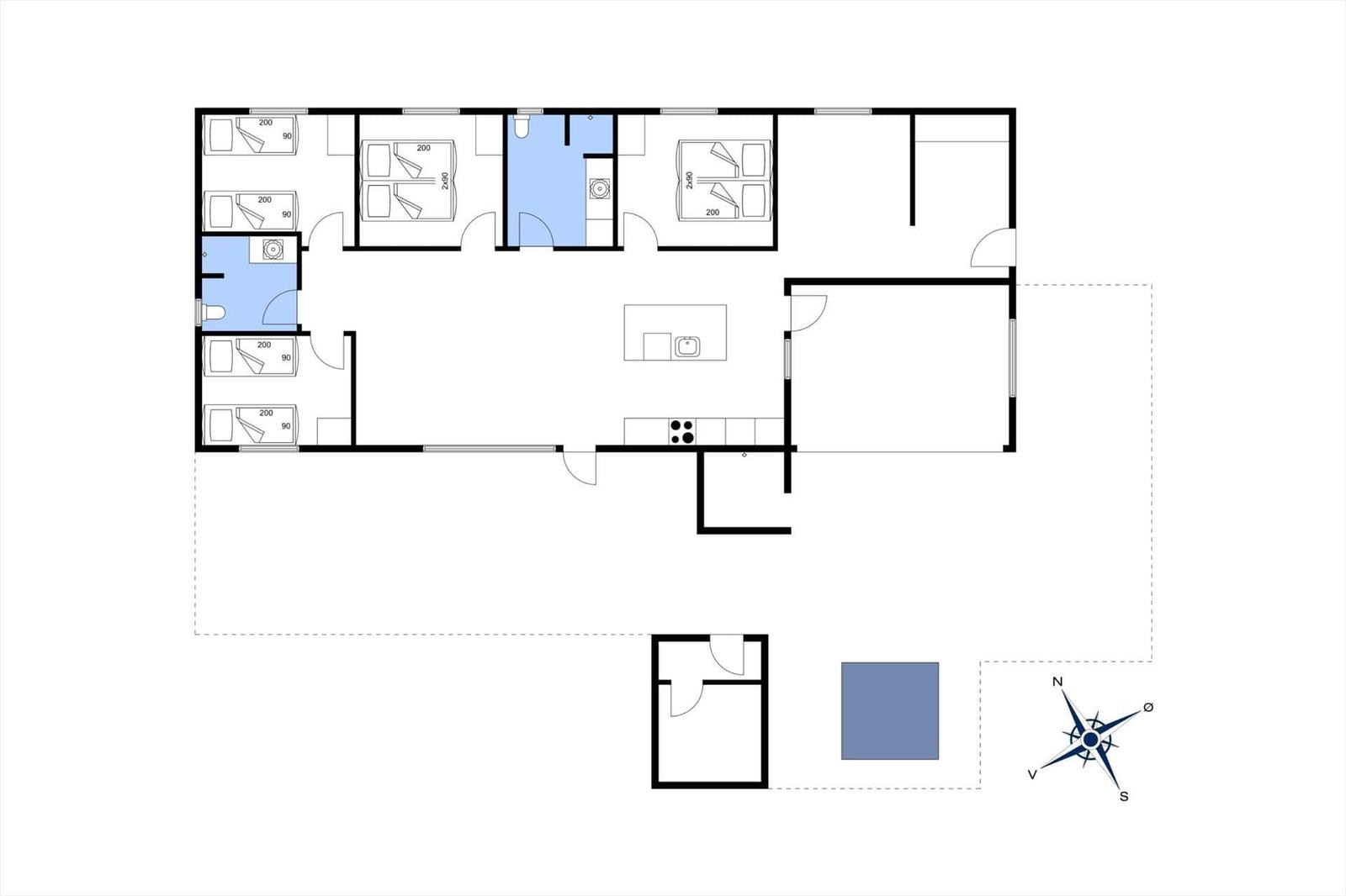 Die Wohnung hat vier Schlafzimmer, eine Küche, ein Bad und einen Wohnbereich.