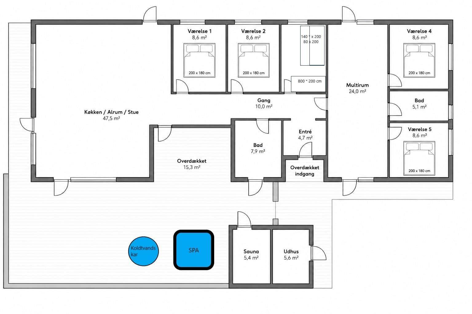 Funktionaler Grundriss mit fünf Schlafzimmern, Küche, Sauna und Spa-Bereich.