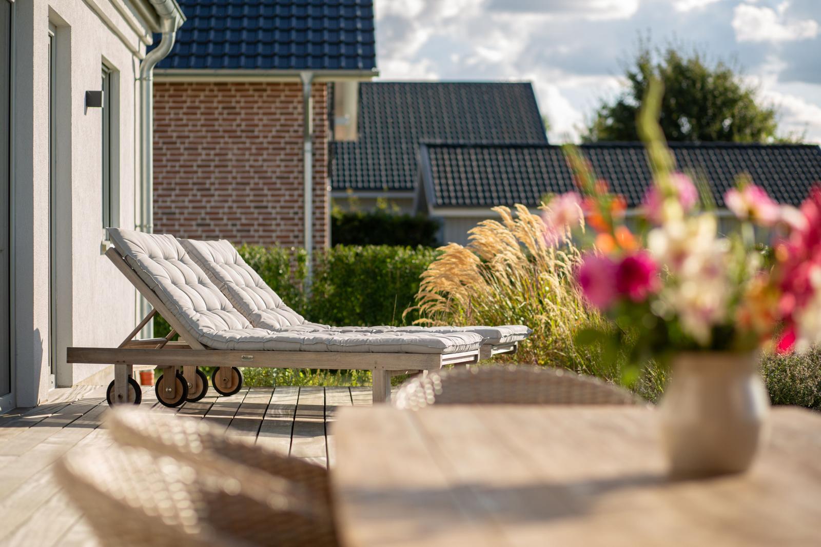 Sonnenliegen Garten