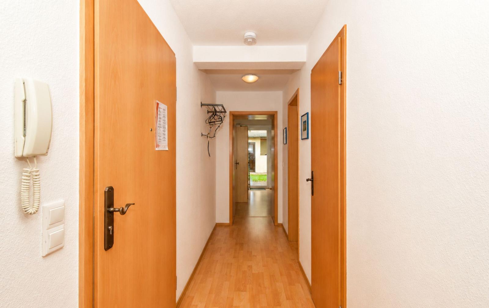 Flur mit Garderobe