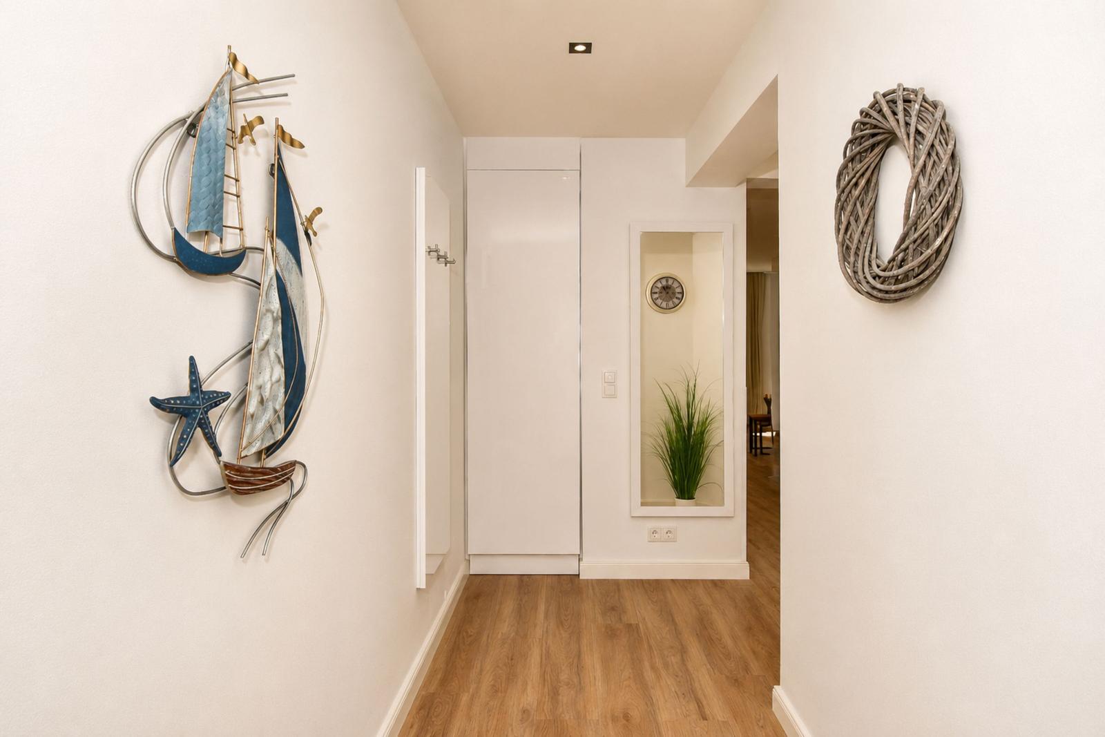 Flur mit Garderobe