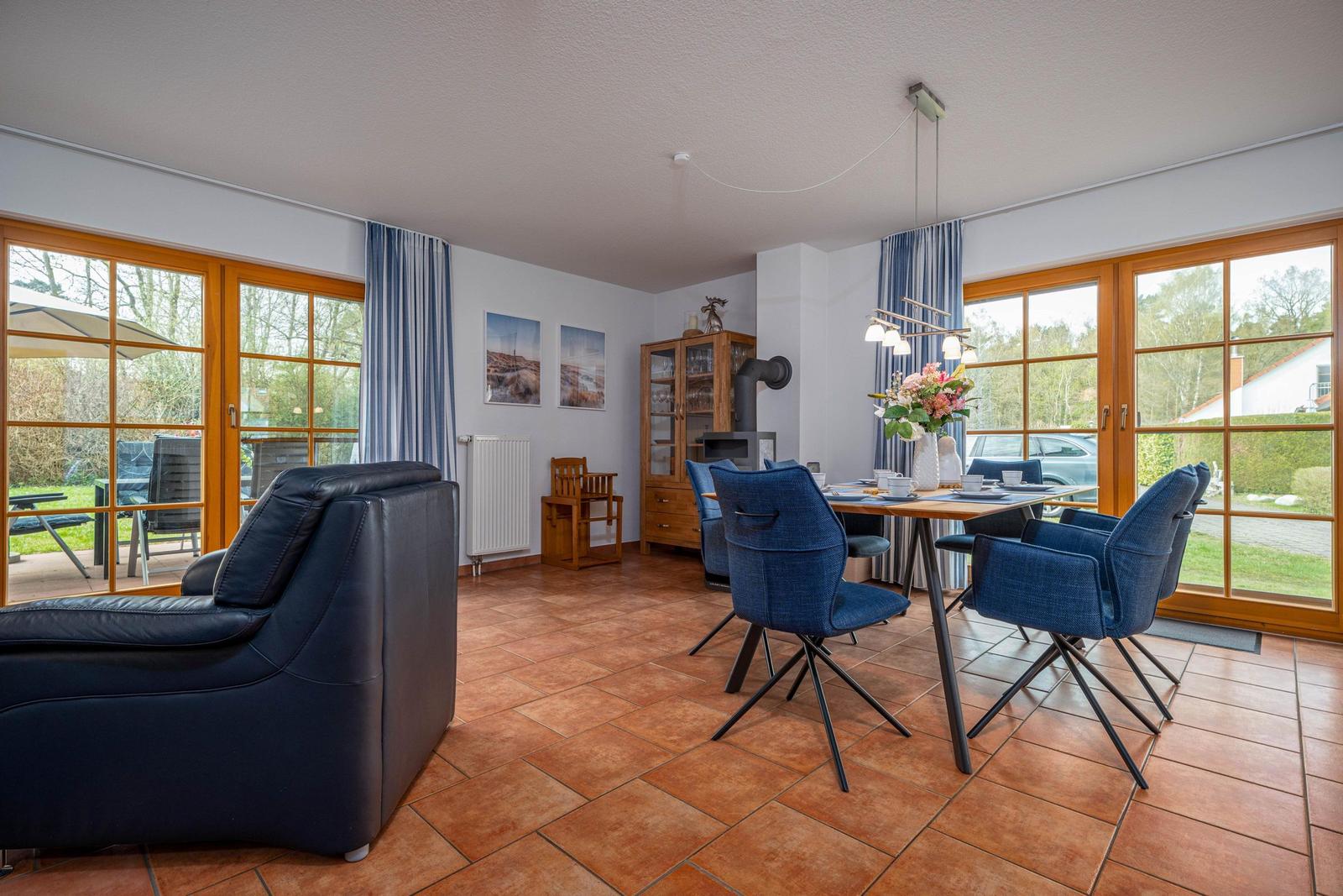 Essbereich im Wohnzimmer