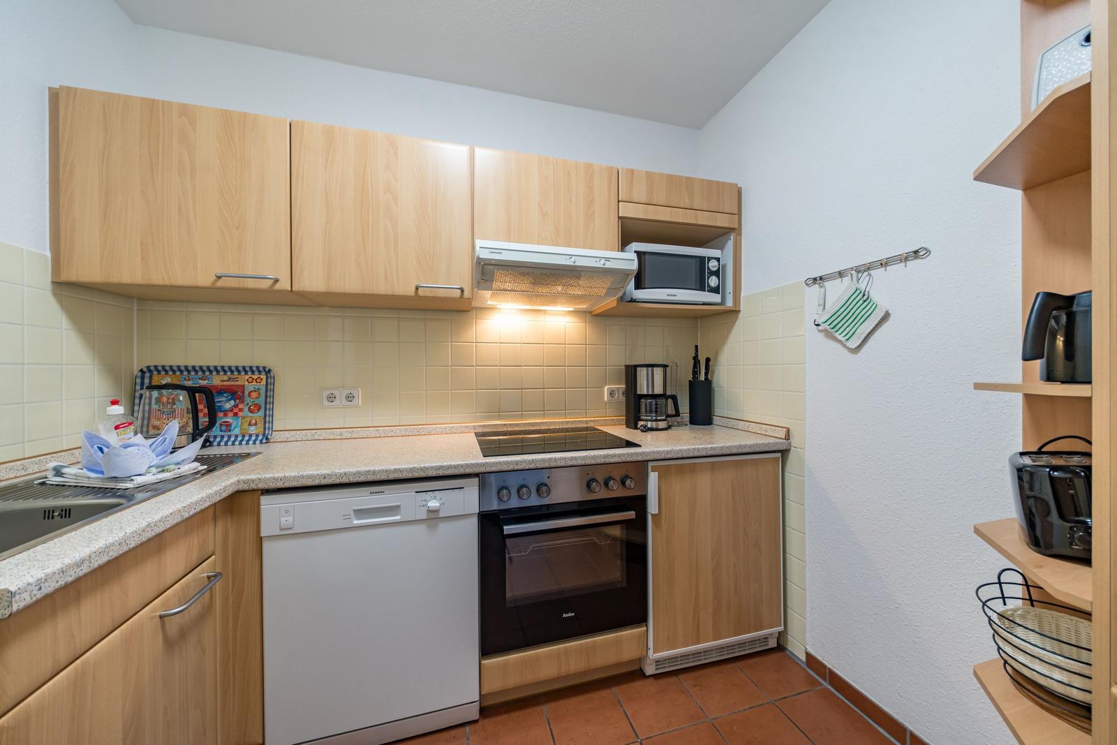 Küchenzeile mit Backofen im sihi220, Hus Inselkieker, Mellumweg 6b in Schillig