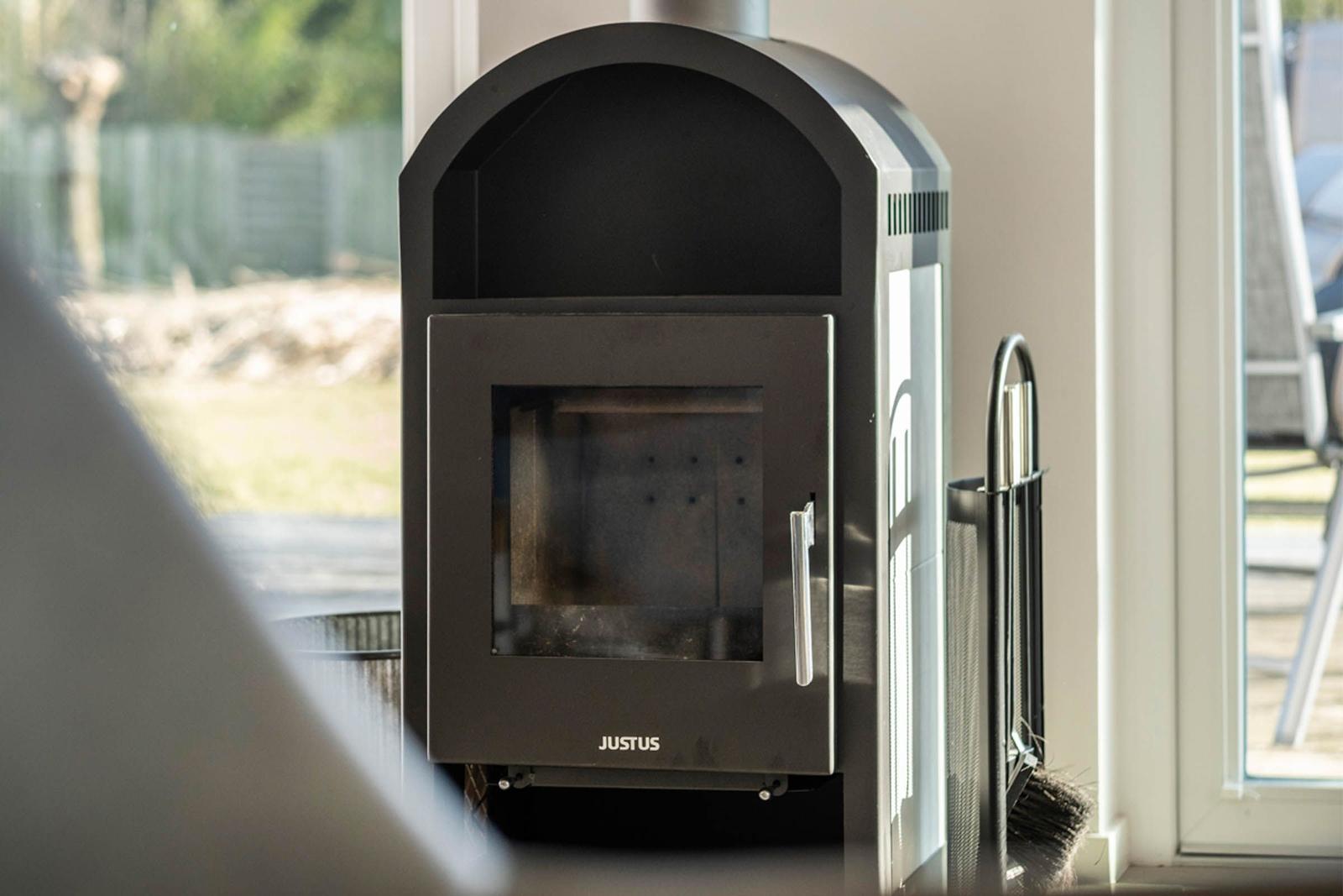 Kamin-/Ofen