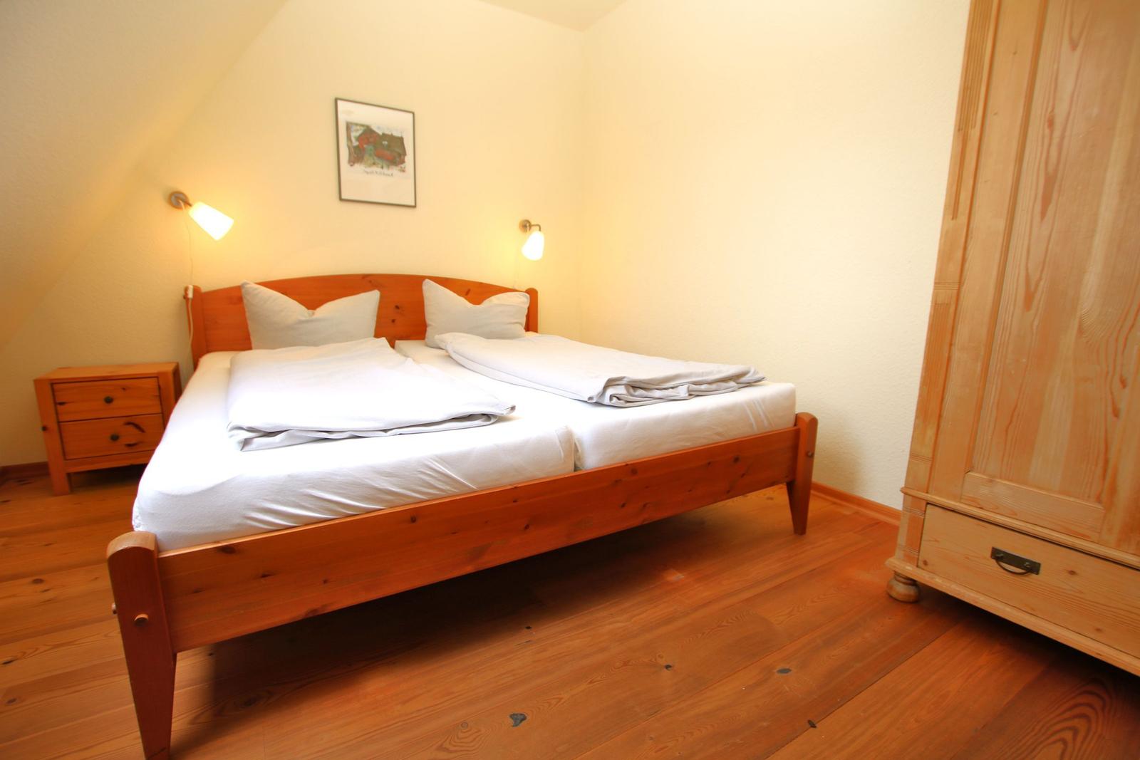 gemütliches Doppelbett